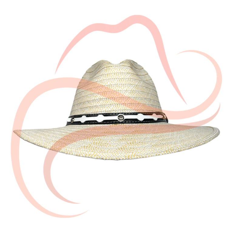 Vista frontal del sombrero Indiana Kogui, mostrando su corona alta y banda decorativa en negro con detalles metálicos blancos.