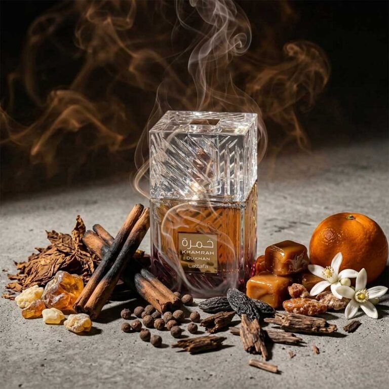 Perfume Khamrah Dukhan de Lattafa con incienso, especias y praliné, ambientación cálida y ahumada